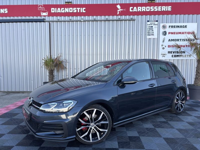 VOLKSWAGEN GOLF 2017