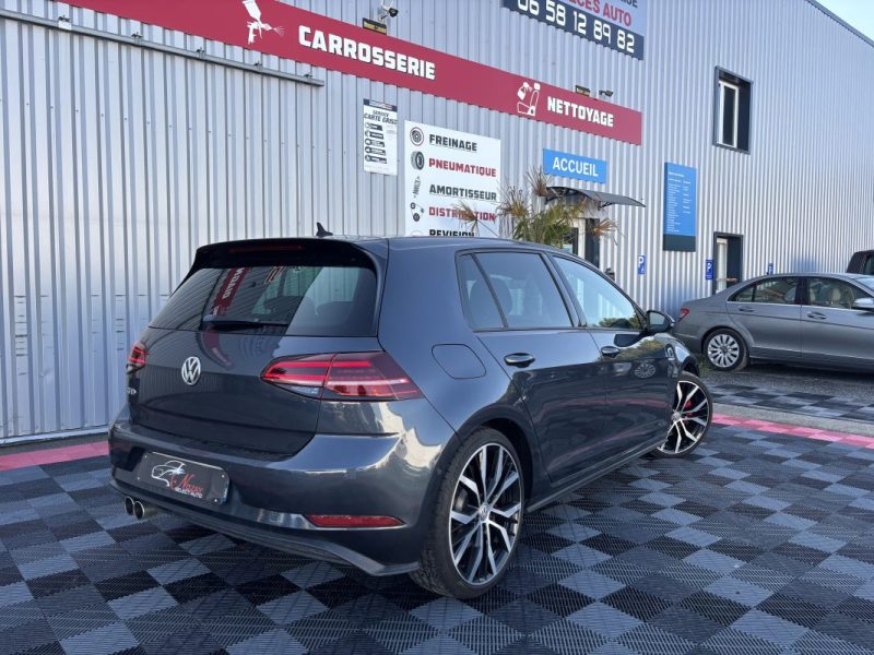 VOLKSWAGEN GOLF 2017
