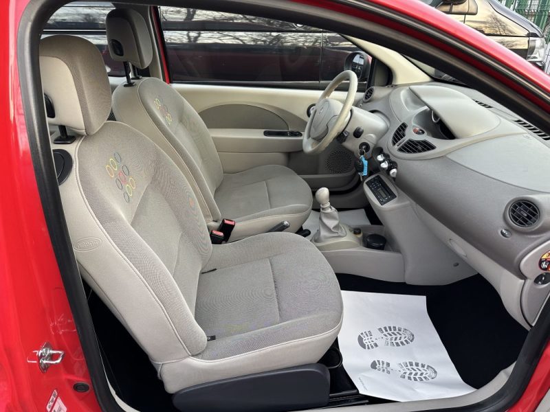 RENAULT TWINGO 1.2i TCE 100CV GT EURO5 3P 2009