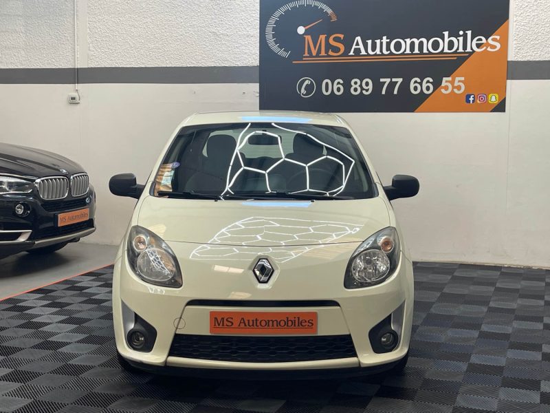 RENAULT TWINGO II 2011