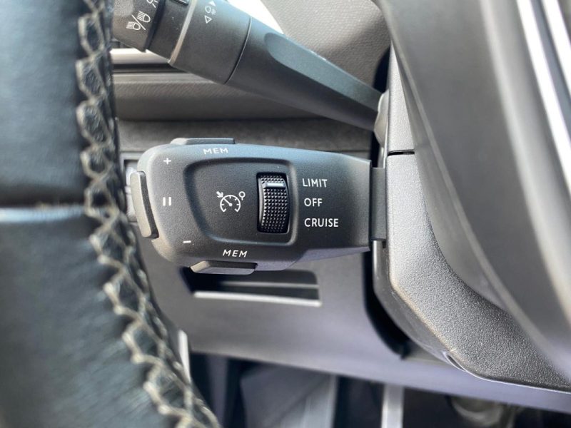 PEUGEOT 5008 1.5 BlueHDi 130ch Allure Pack 7 places 🚙 Suivi complet ✅