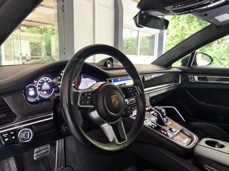 PORSCHE PANAMERA 4 E-HYBRID SPORT TURISMO 462 CV PDK