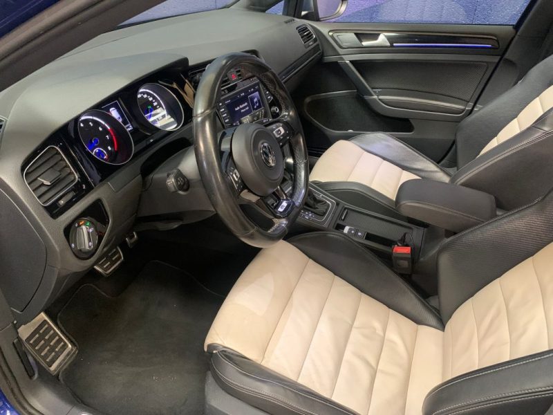 VOLKSWAGEN GOLF 2014