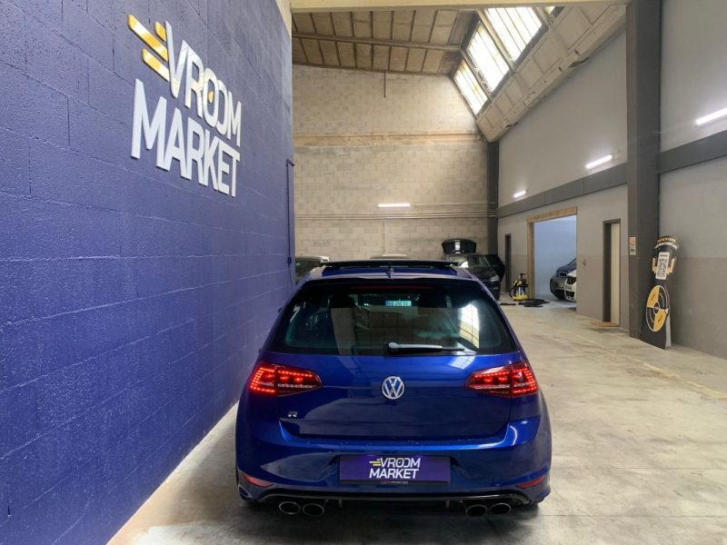 VOLKSWAGEN GOLF 2014