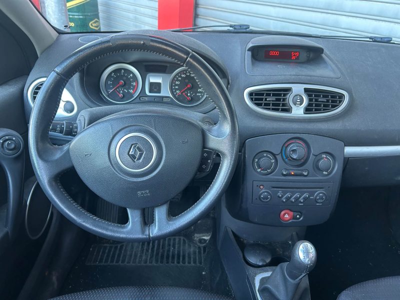 RENAULT CLIO 2006