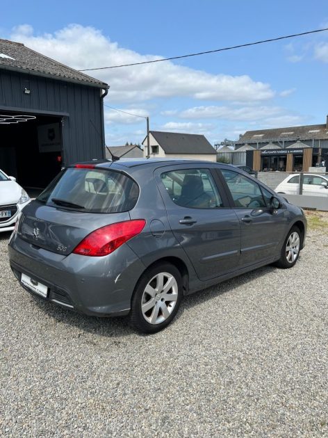 PEUGEOT 308 2011