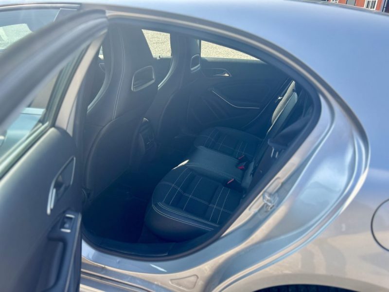 MERCEDES CLASSE A180 Intuition 7G-DCT 122 Cv