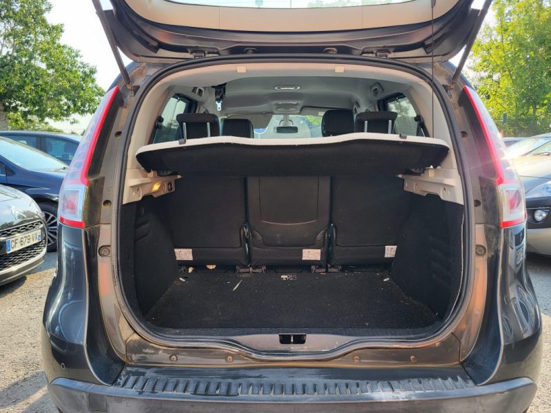 RENAULT SCENIC III 2011