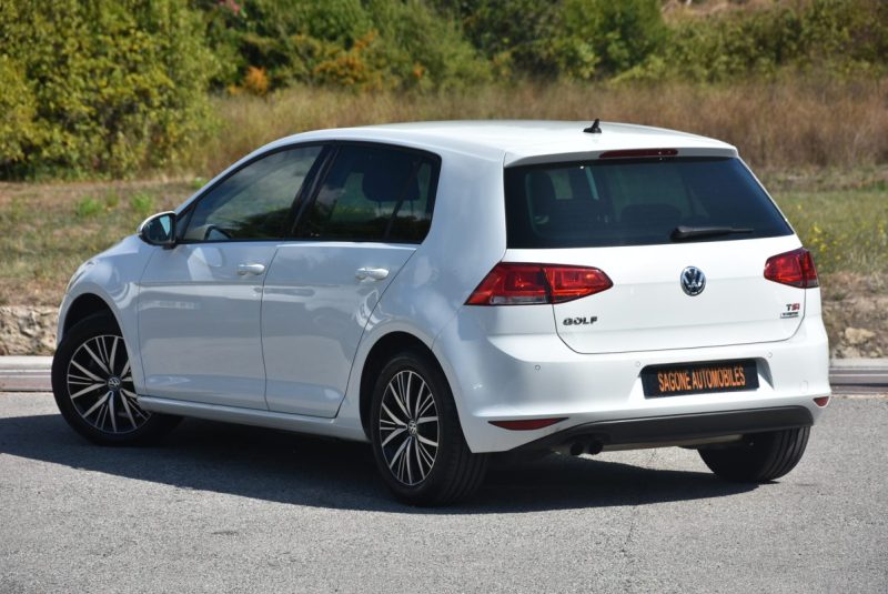 VOLKSWAGEN GOLF 2017