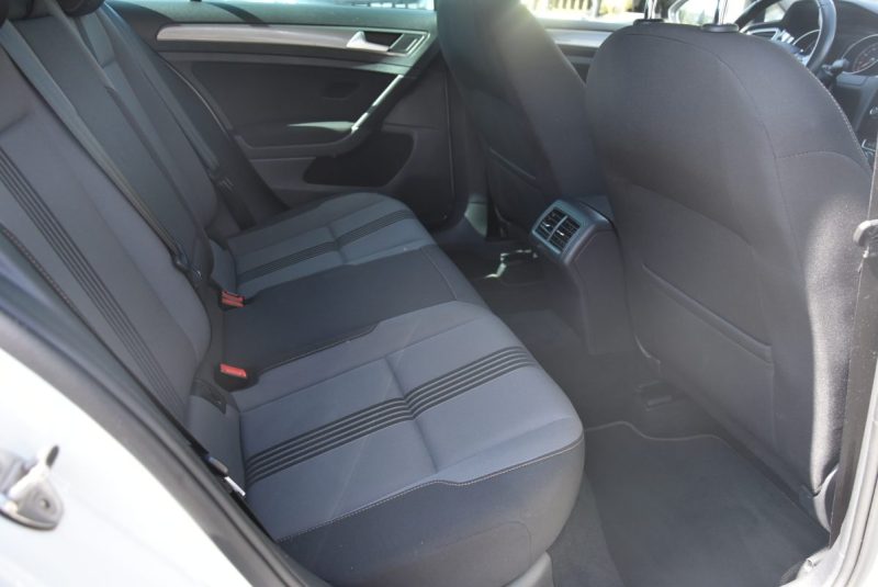 VOLKSWAGEN GOLF 2017