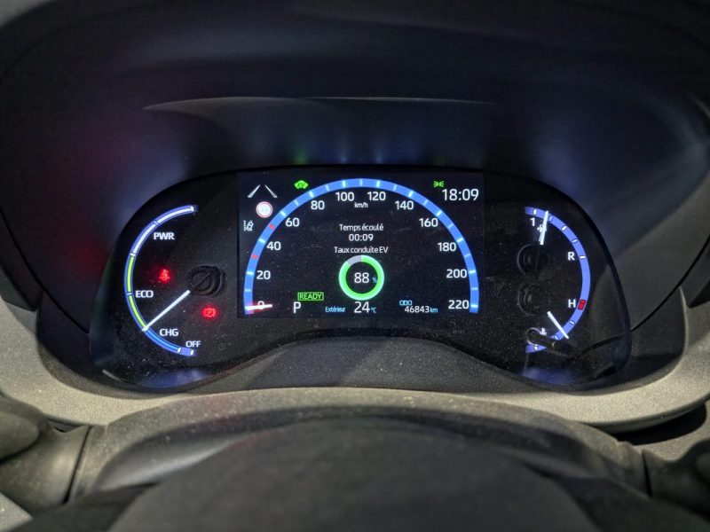 TOYOTA YARIS CROSS 116h Dynamic MY21/ COLLECTION TECH