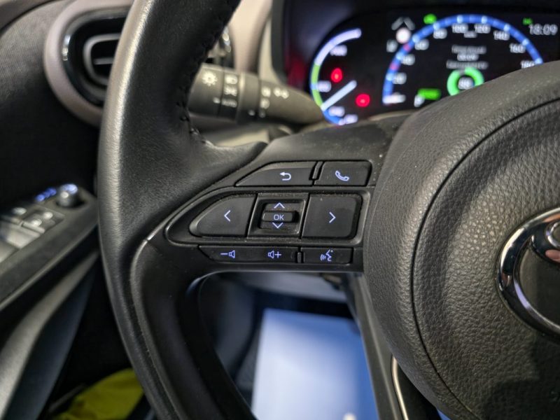 TOYOTA YARIS CROSS 116h Dynamic MY21/ COLLECTION TECH