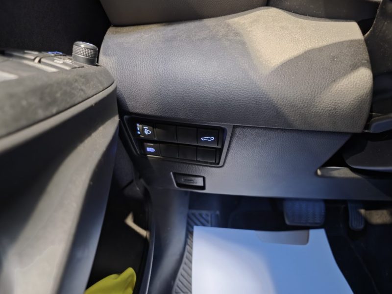 TOYOTA YARIS CROSS 116h Dynamic MY21/ COLLECTION TECH