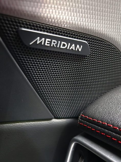 JAGUAR XE 2017 2.0 240 R-SPORT BVA8*MERIDIAN*CAMERA*CUIR*