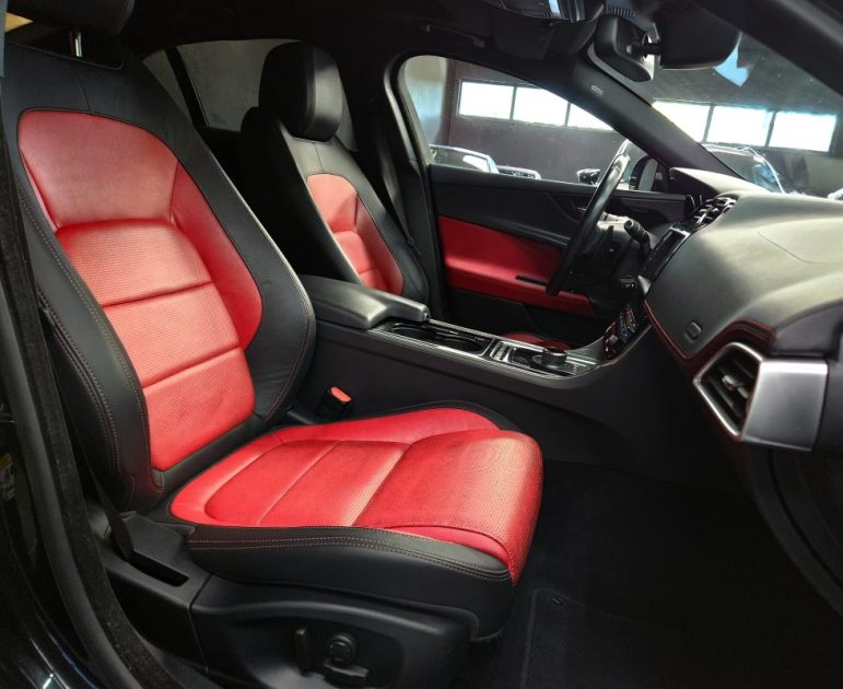 JAGUAR XE 2017 2.0 240 R-SPORT BVA8*MERIDIAN*CAMERA*CUIR*