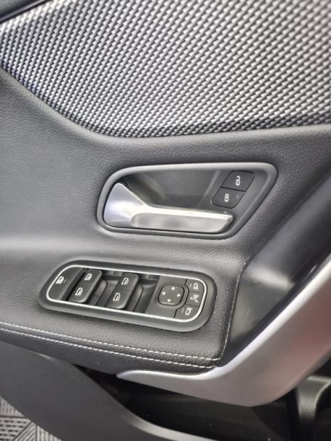 MERCEDES CLASSE A 180 D 116 Cv 7G-DCT , PROGRESSIVE LINE , ENTRETIEN OK 