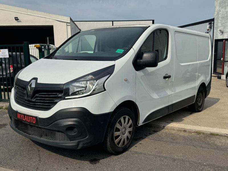 RENAULT TRAFIC 2016