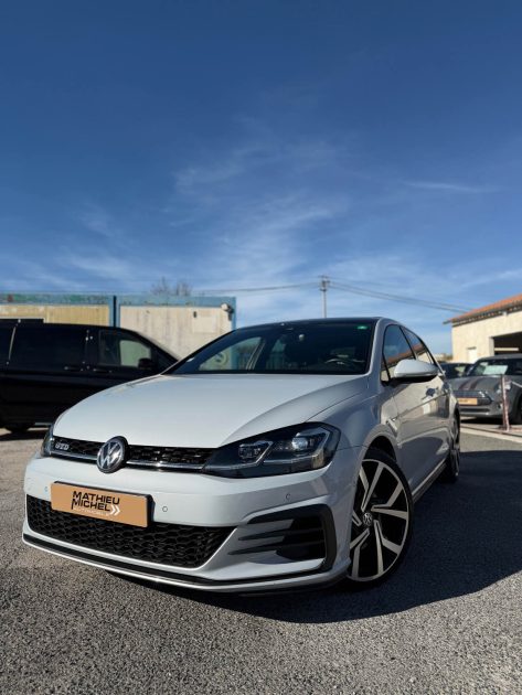 VOLKSWAGEN GOLF VII GTD 184 DSG7