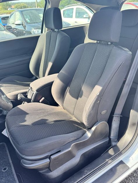 RENAULT MEGANE 1.6i 16V