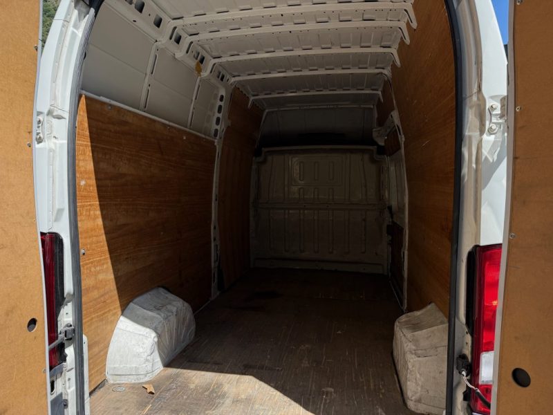 Peugeot boxer L2H2 Hdi 120 cv Boite Vitesse Neuve Tva Récupérable Première Main 2020