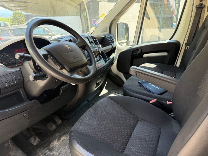 Peugeot boxer L2H2 Hdi 120 cv Boite Vitesse Neuve Tva Récupérable Première Main 2020