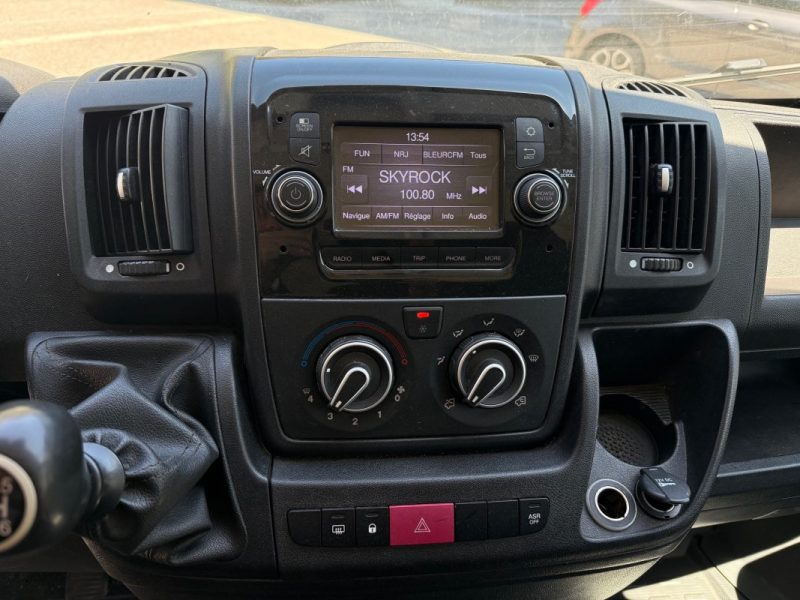 Peugeot boxer L2H2 Hdi 120 cv Boite Vitesse Neuve Tva Récupérable Première Main 2020