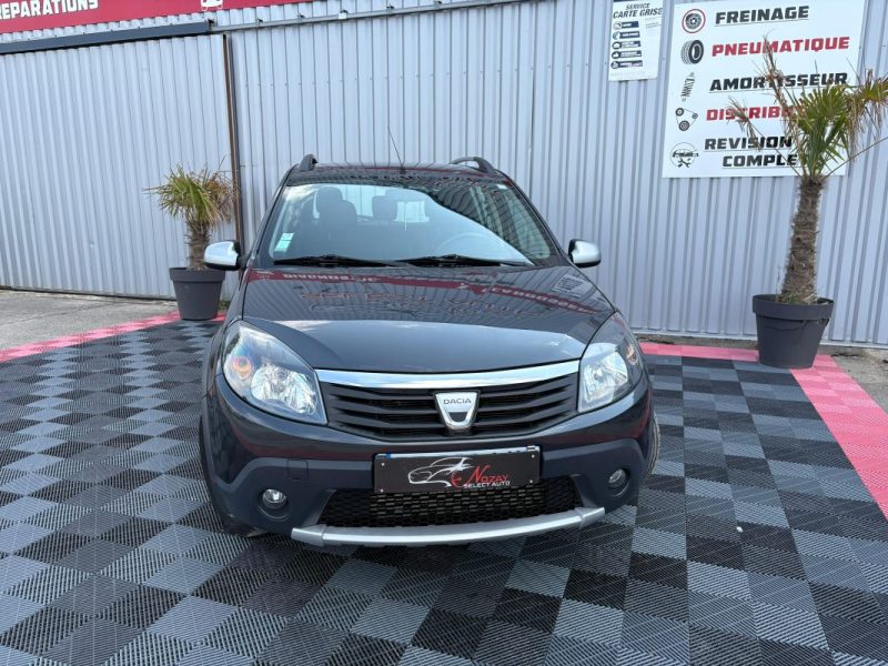 DACIA SANDERO 2010