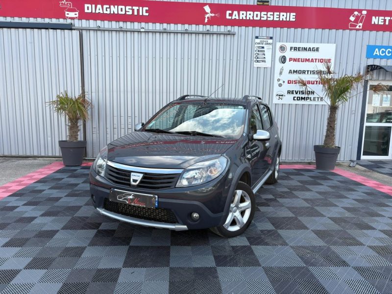 DACIA SANDERO 2010
