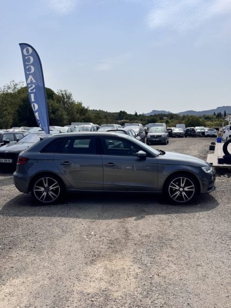 AUDI A3 SPORTBACK 1.6 TDI 110CH FAP ATTRACTION S-TRONIC 