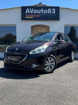 PEUGEOT 208 1.4 VTI 95CV / Moteur à Chaine / Première Main / CT OK 