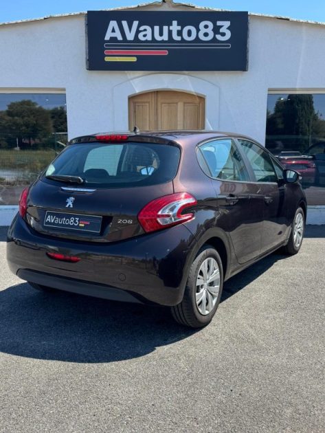 PEUGEOT 208 1.4 VTI 95CV / Moteur à Chaine / Première Main / CT OK 