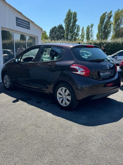 PEUGEOT 208 1.4 VTI 95CV / Moteur à Chaine / Première Main / CT OK 
