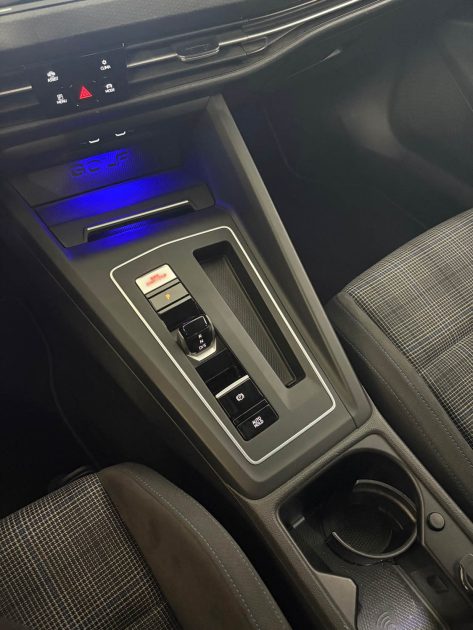 Volkswagen Golf 8 GTE DSG 245CV Hybride Rechargeable / Etat Neuf / Carnet VW / CT OK 