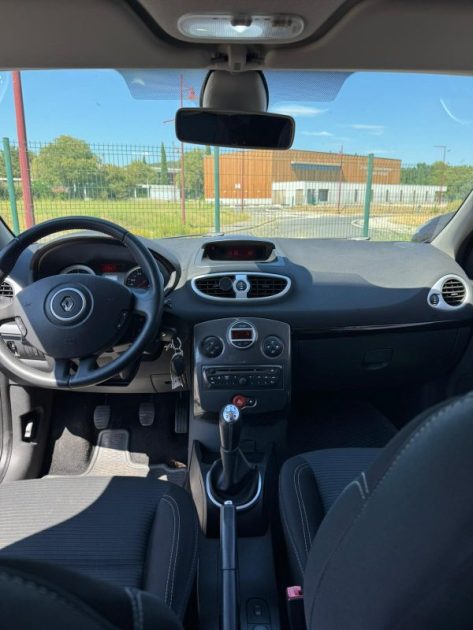 RENAULT  CLIO 3 1.5Dci 90cv Dynamique / Distribution OK / Révisée 