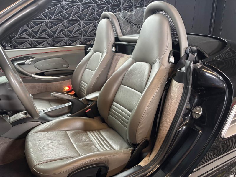 PORSCHE BOXSTER S TYPE 986 3.2 260 CH