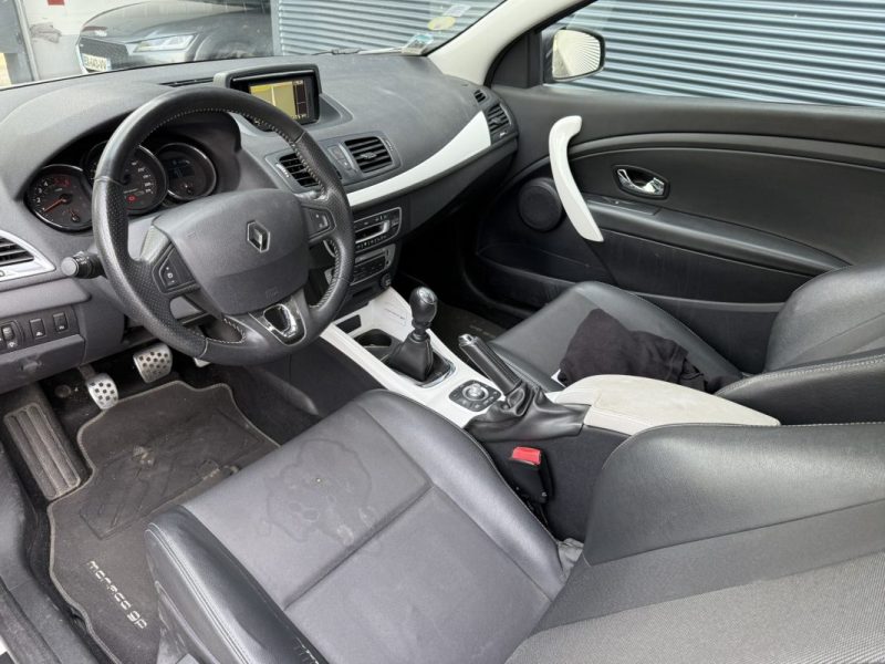 MEGANE 1.6 DCI 130cv MONACO GP