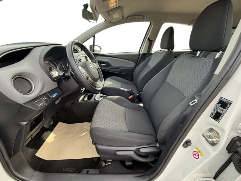 TOYOTA YARIS VVT-i 100ch Boite Auto 1.Main
