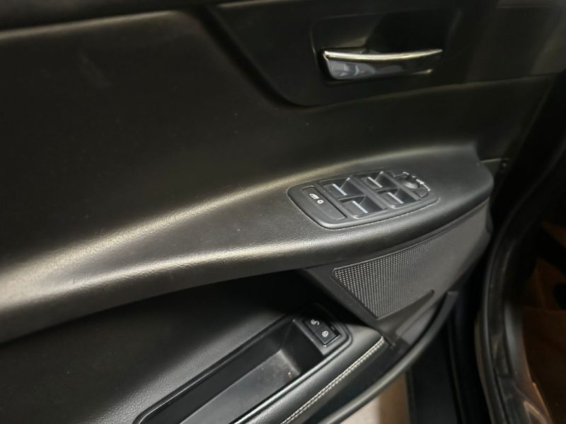 JAGUAR XE 2.0 163CV R-Sport 2016