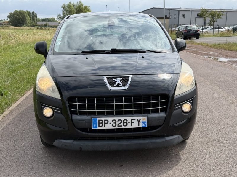 PEUGEOT 3008 2011