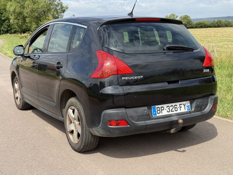 PEUGEOT 3008 2011