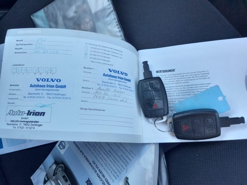 VOLVO V50 D2 KINETIC 1.6d BVM6 115CV 2010