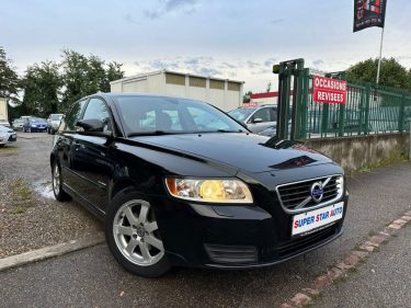 VOLVO V50 D2 KINETIC 1.6d BVM6 115CV 2010