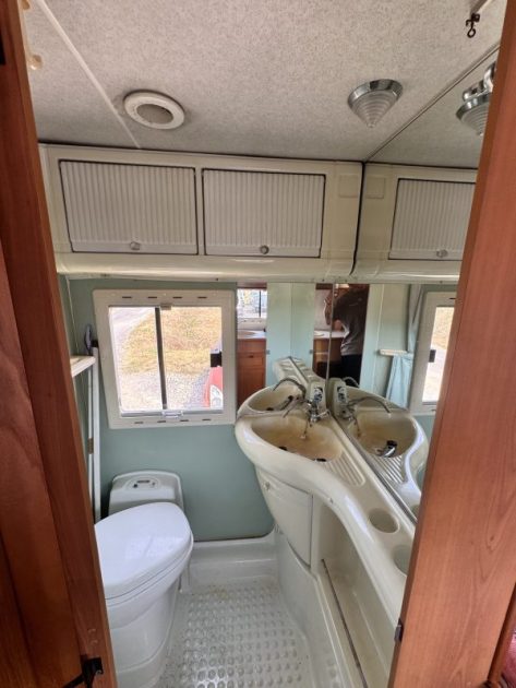 FORD TRANSIT CAMPING CAR 190LJ DRIVER 2.5TD 6 COUCHAGES 