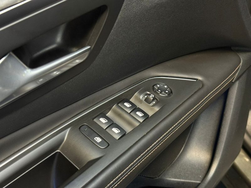 PEUGEOT 3008 2.0 BLUE HDI EAT8 GT 180CV 