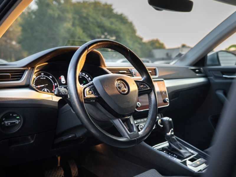 SKODA SUPERB III Break (3V5) 2017