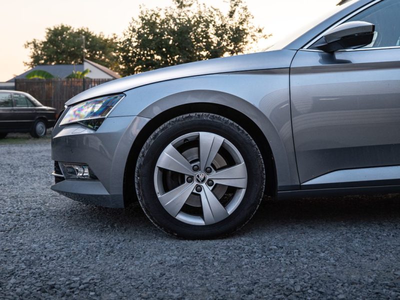 SKODA SUPERB III Break (3V5) 2017