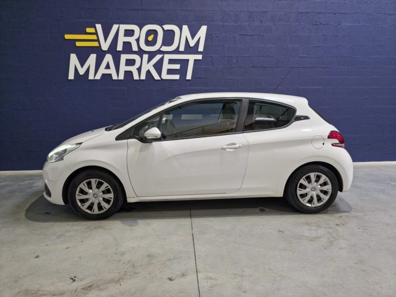 PEUGEOT 208 1.2 PureTech 82ch Active / CARPLAY