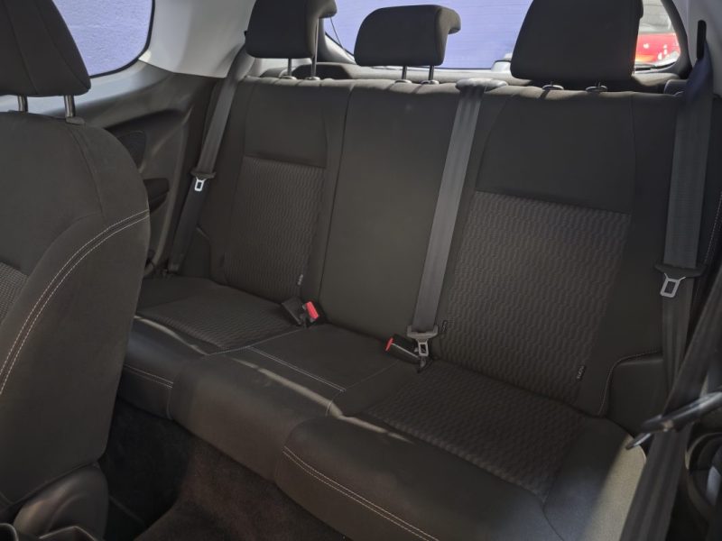 PEUGEOT 208 1.2 PureTech 82ch Active / CARPLAY