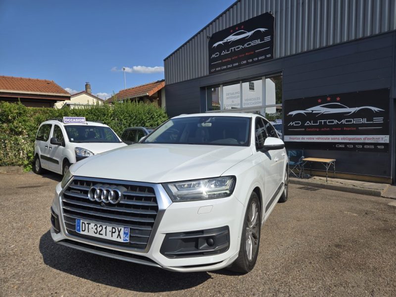 AUDI Q7 2015