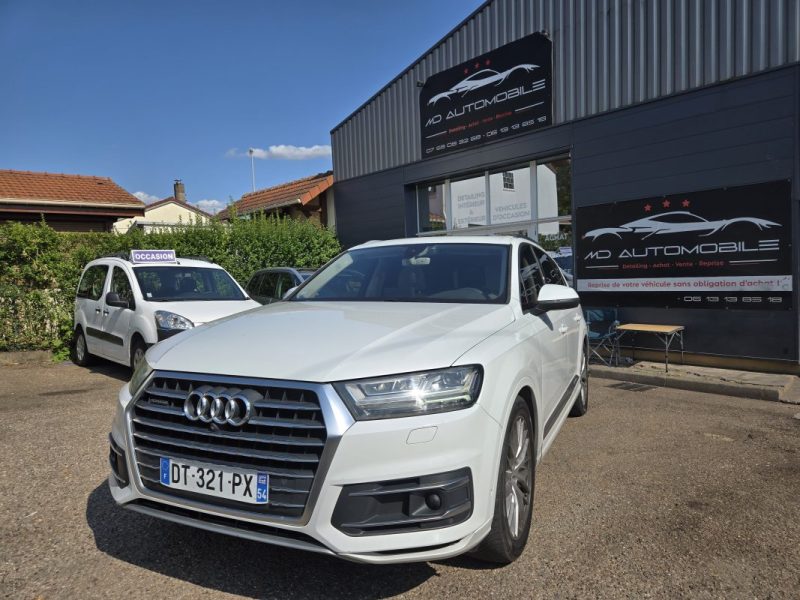 AUDI Q7 2015